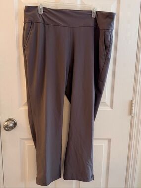 adidas Gray straight leg Cropped Golf Pants